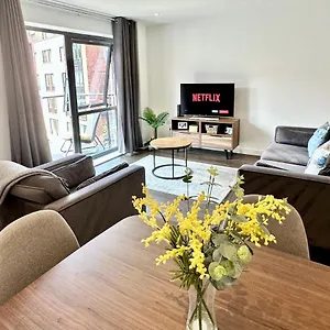 Icona 20 - City Centre Apartment York